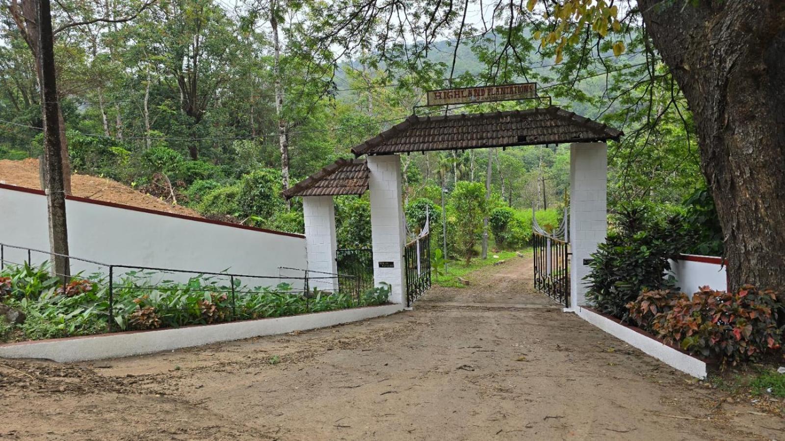 Highland Estate Hotel สากเลศปุระ ภายนอก รูปภาพ